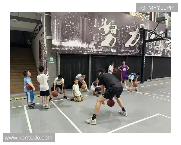 周丽的篮球人生:从热爱到坚持的深度对话与成长之路 周丽的篮球人生:从热爱到坚持的深度对话与成长之路