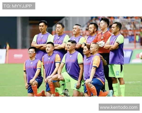 足球明星搞笑瞬间合集趣味视频带你领略他们的另一面